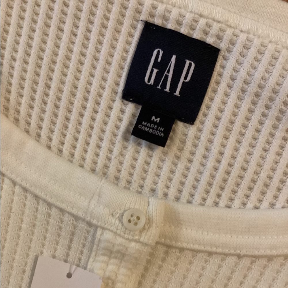 GAP WAFFLE RAGLAN HENLEY - IVORY LONG SLEEVE RELAXED FIT MED - CUSTOMER FAVORITE - Picture 2 of 16